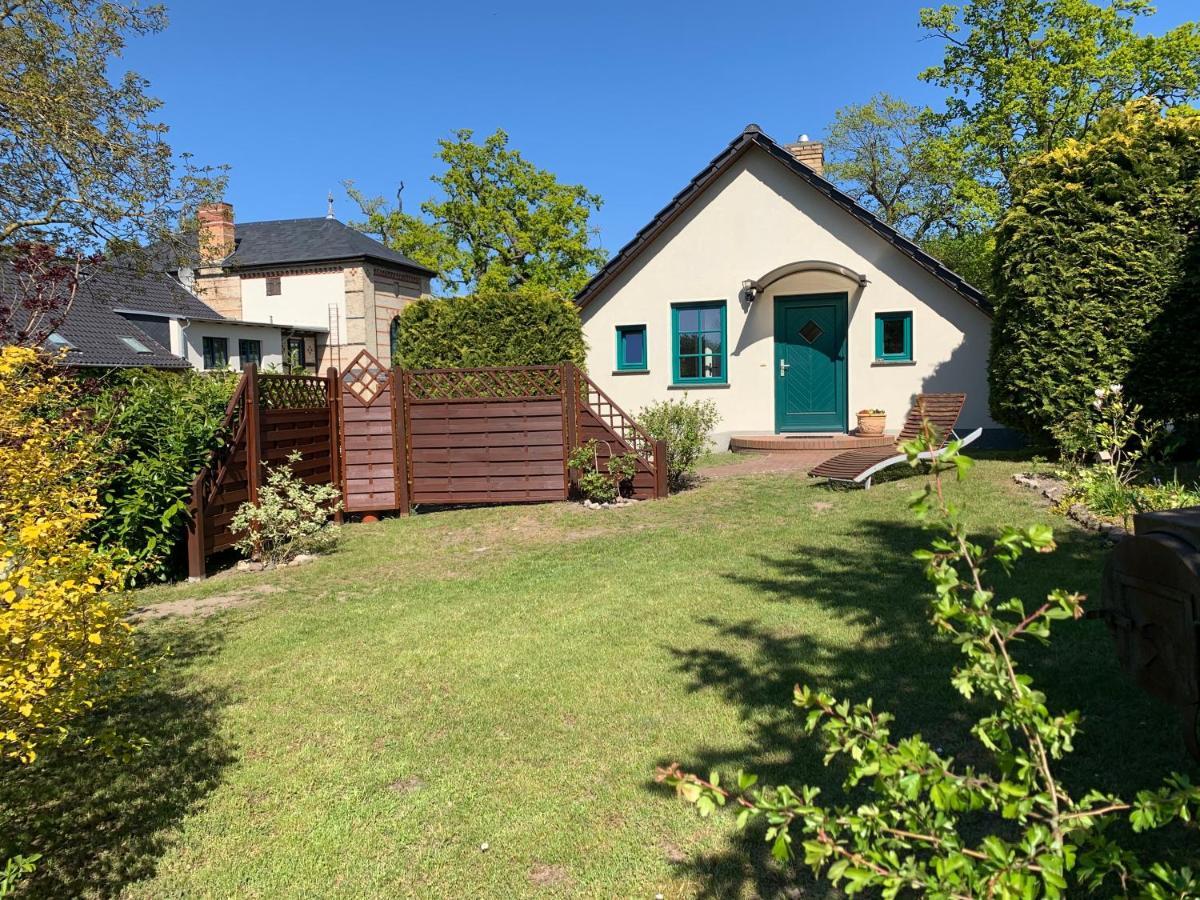 „Rentmeisterhaus Basedow“ Basedow  Exterior foto